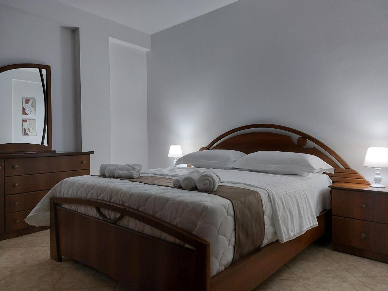 Wendy'S Apartment Berat Luaran gambar